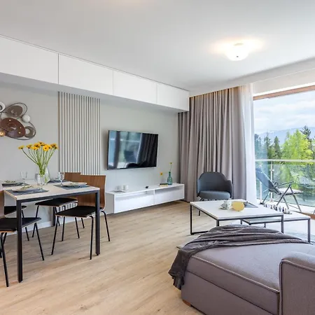 Invest Widok 800 C8 Apartamento *